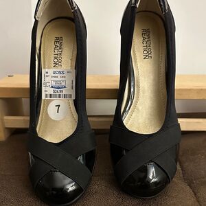Kenneth Cole Reaction Black Patent Wedge Heels
